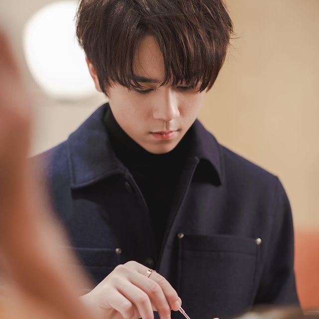 姜濤寫千字文對好友不捨