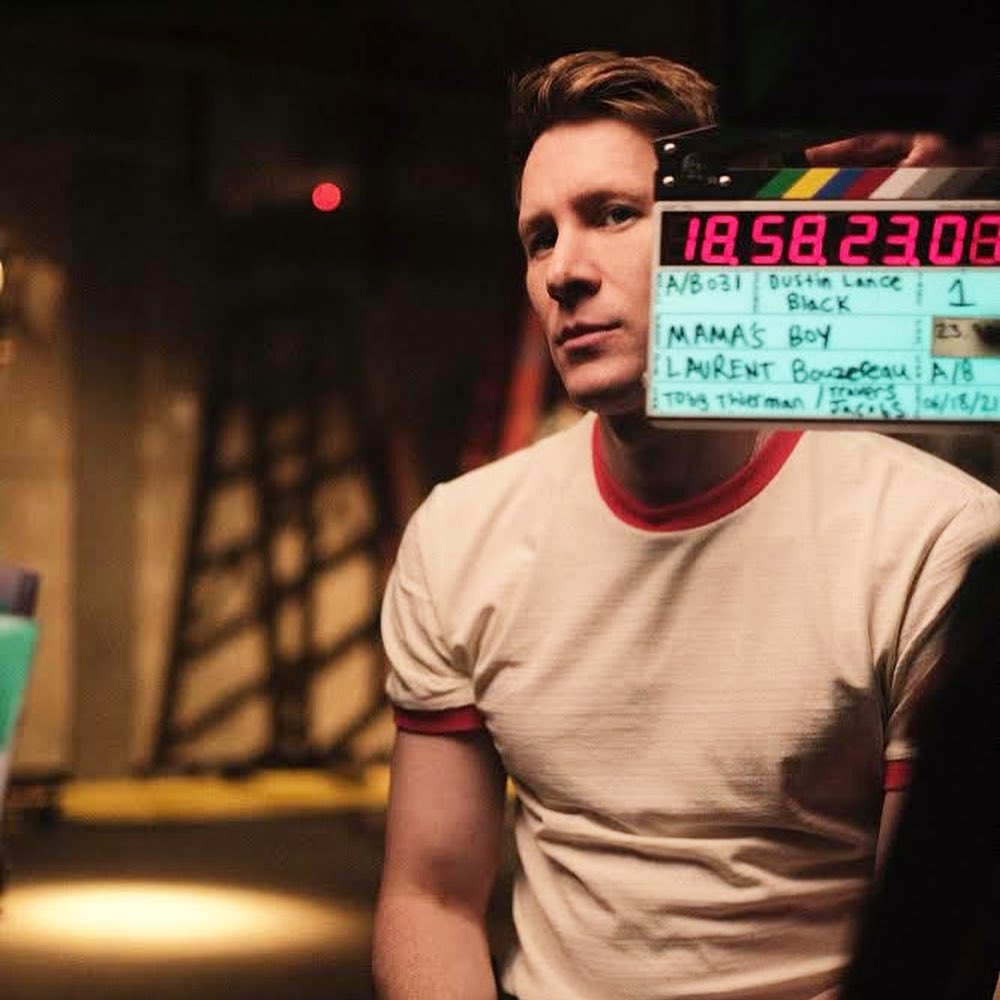 Dustin Lance Blacka是荷里活編劇。