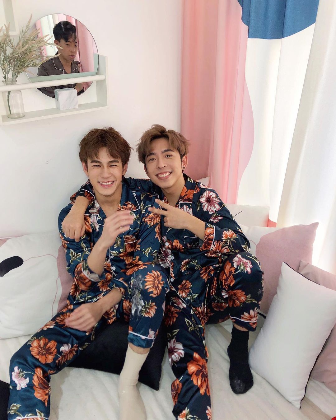 Jeffrey魏浚笙與Edan呂爵安合照。