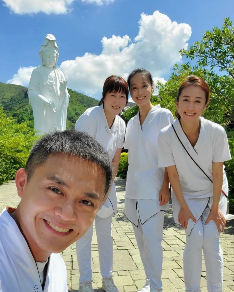 黃心穎一臉淡妝明顯消瘦