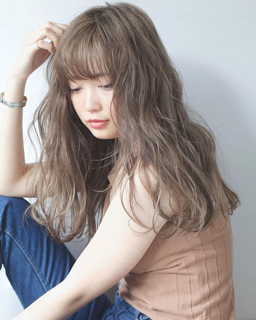 這款米棕色最適合想有些格調的女生