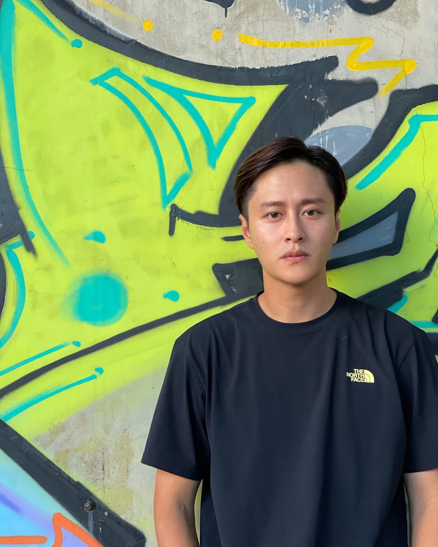 謝東閔否認分手