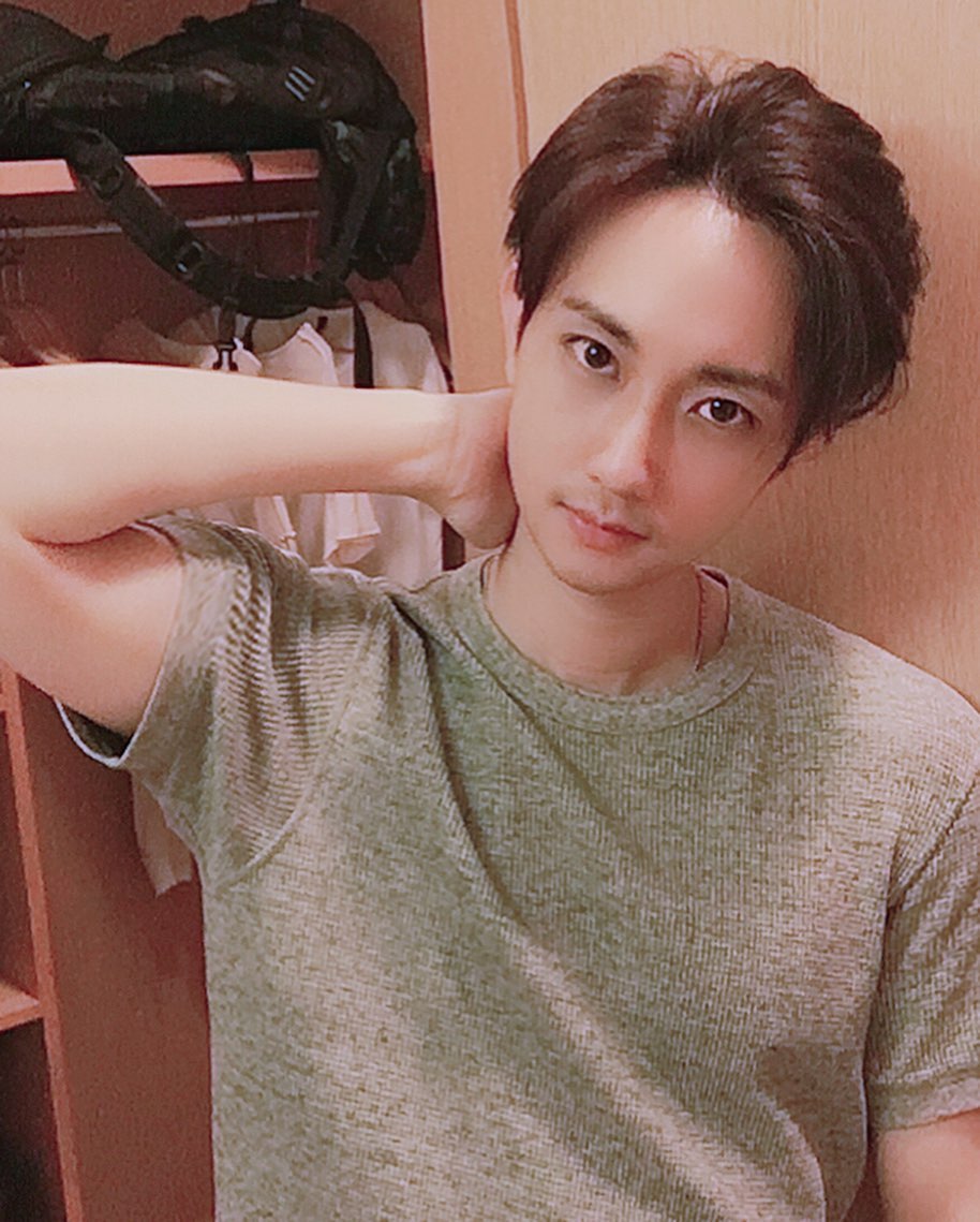 曾李豪參選港男,靠投資股票維持生計