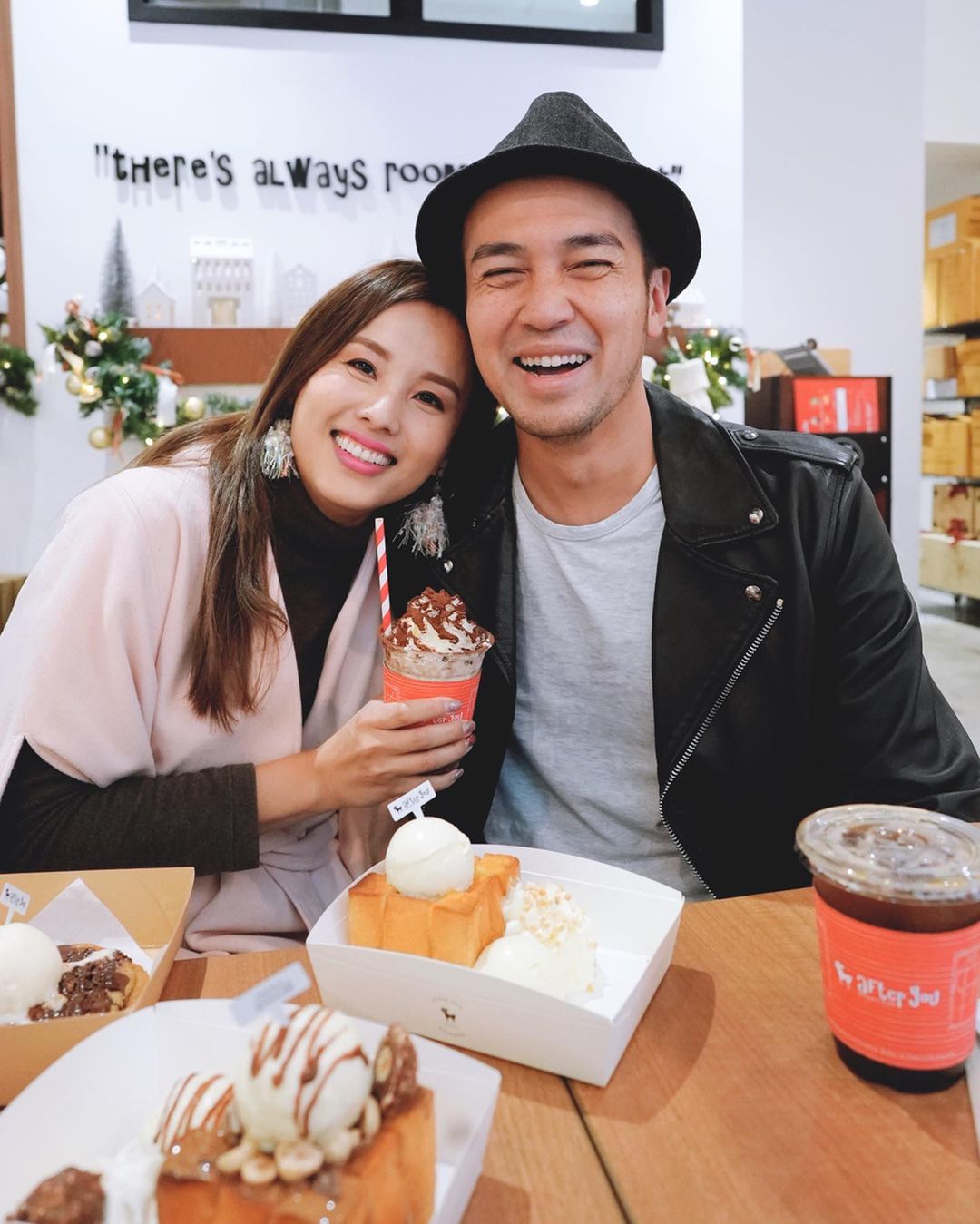 楊洛婷與老公Dear Jane主音Tim常常拍拖。