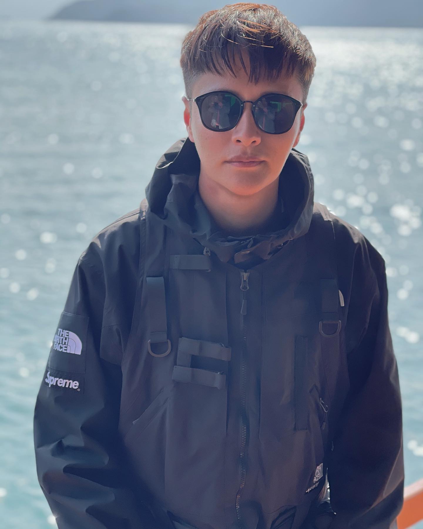 謝東閔歌手出身