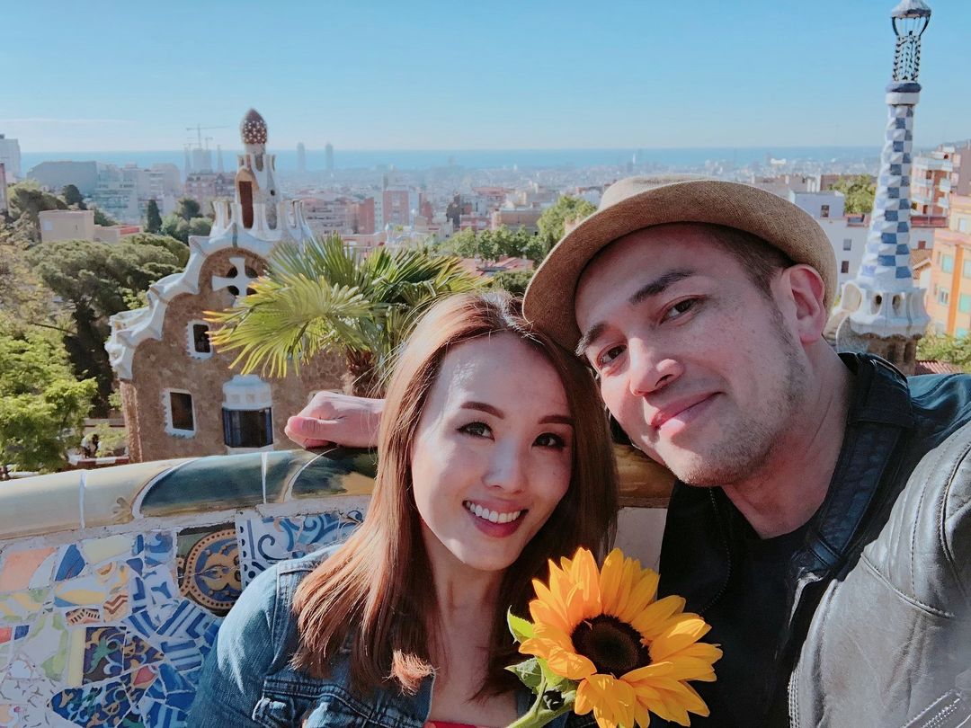 楊洛婷與老公Dear Jane主音Tim以往拍拖旅行照。