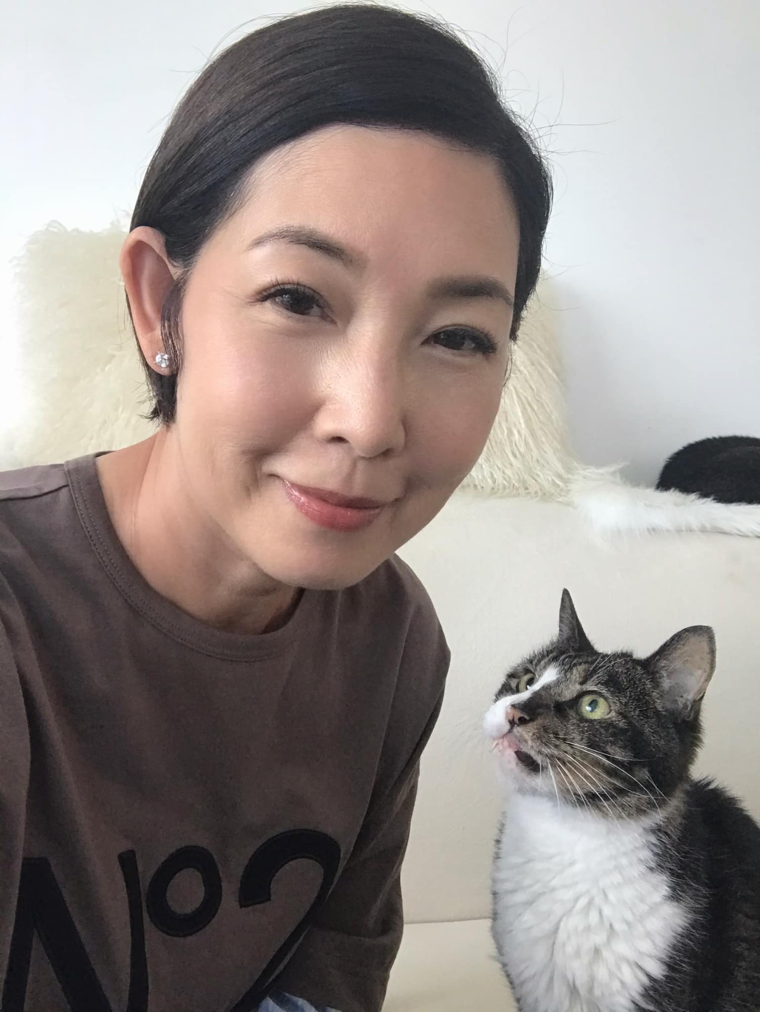 黎芷珊同愛貓chi chi