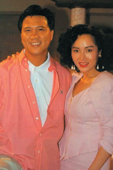 與萬梓良合作《大哥大》因戲生情