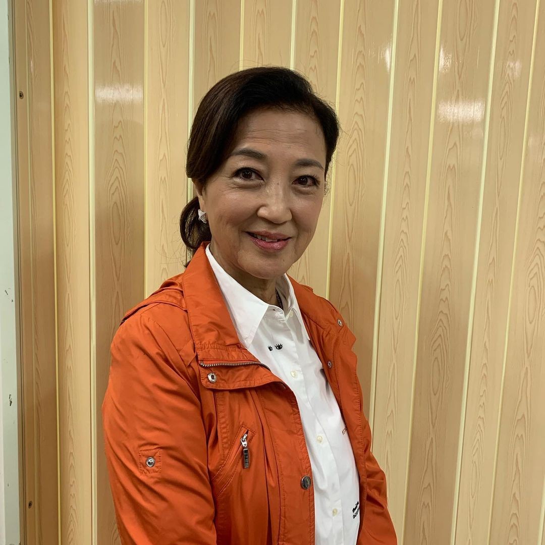 自小被灌輸「買磚頭保值」