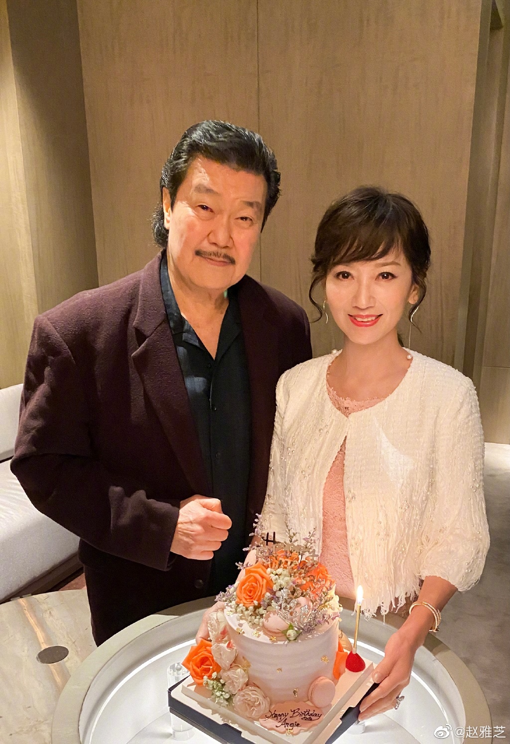 正所謂「相由心生」,雖然趙雅芝已經66歲,但從外形上看仍然是年輕的狀態