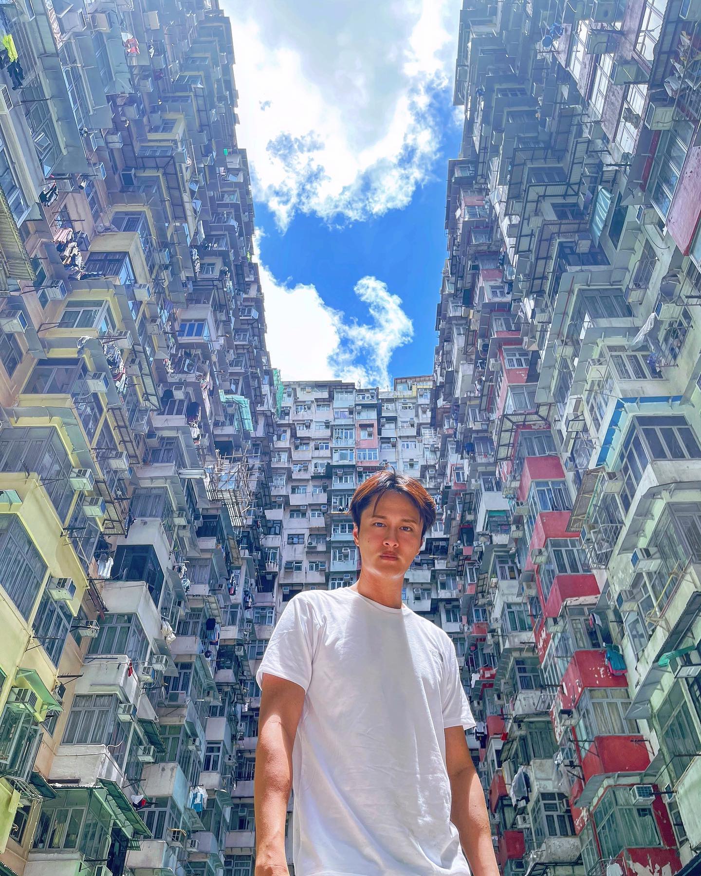 謝東閔在海龜樓打卡