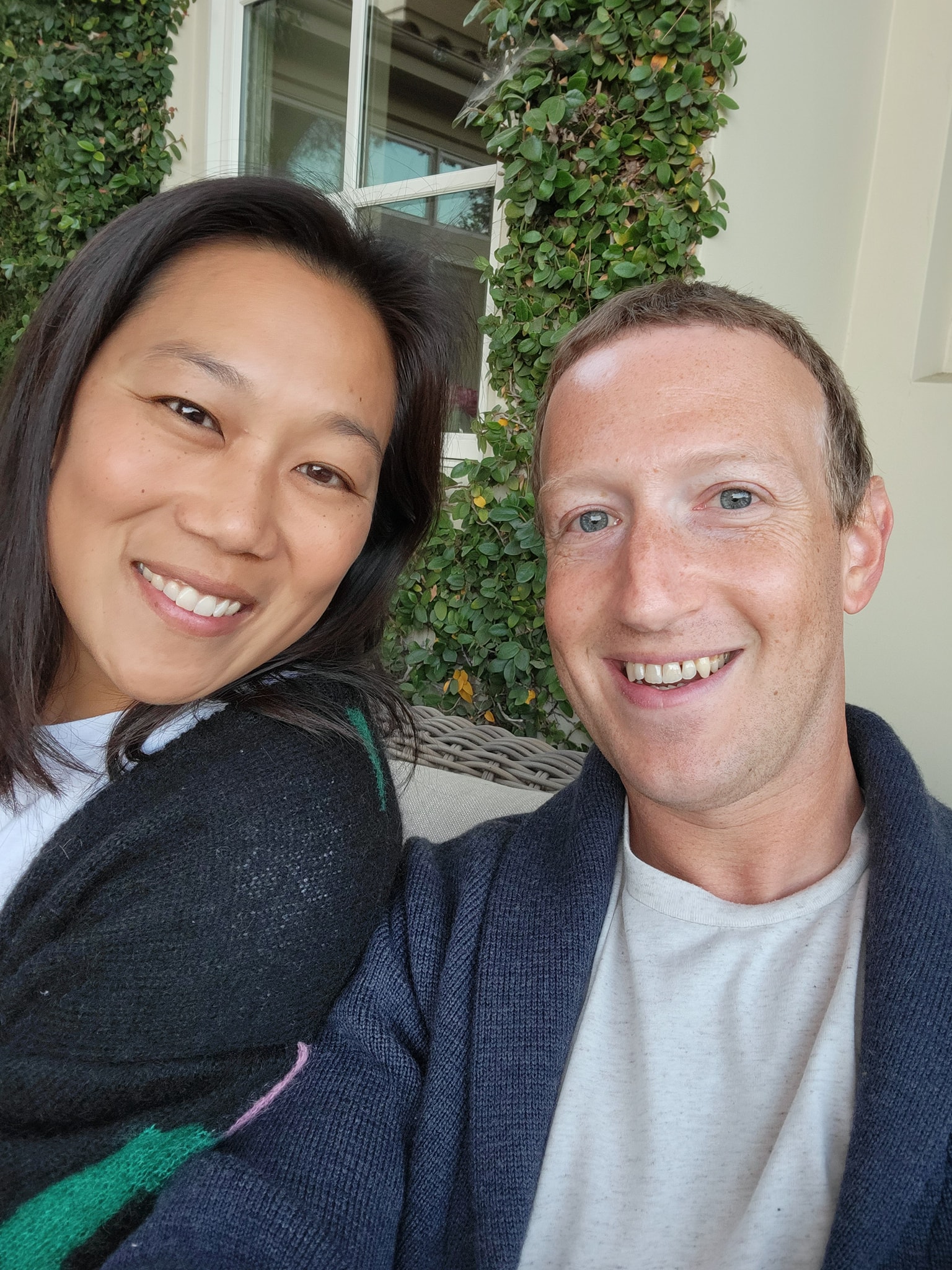 Mark Zuckerberg與太太Priscilla Chan相愛近18年