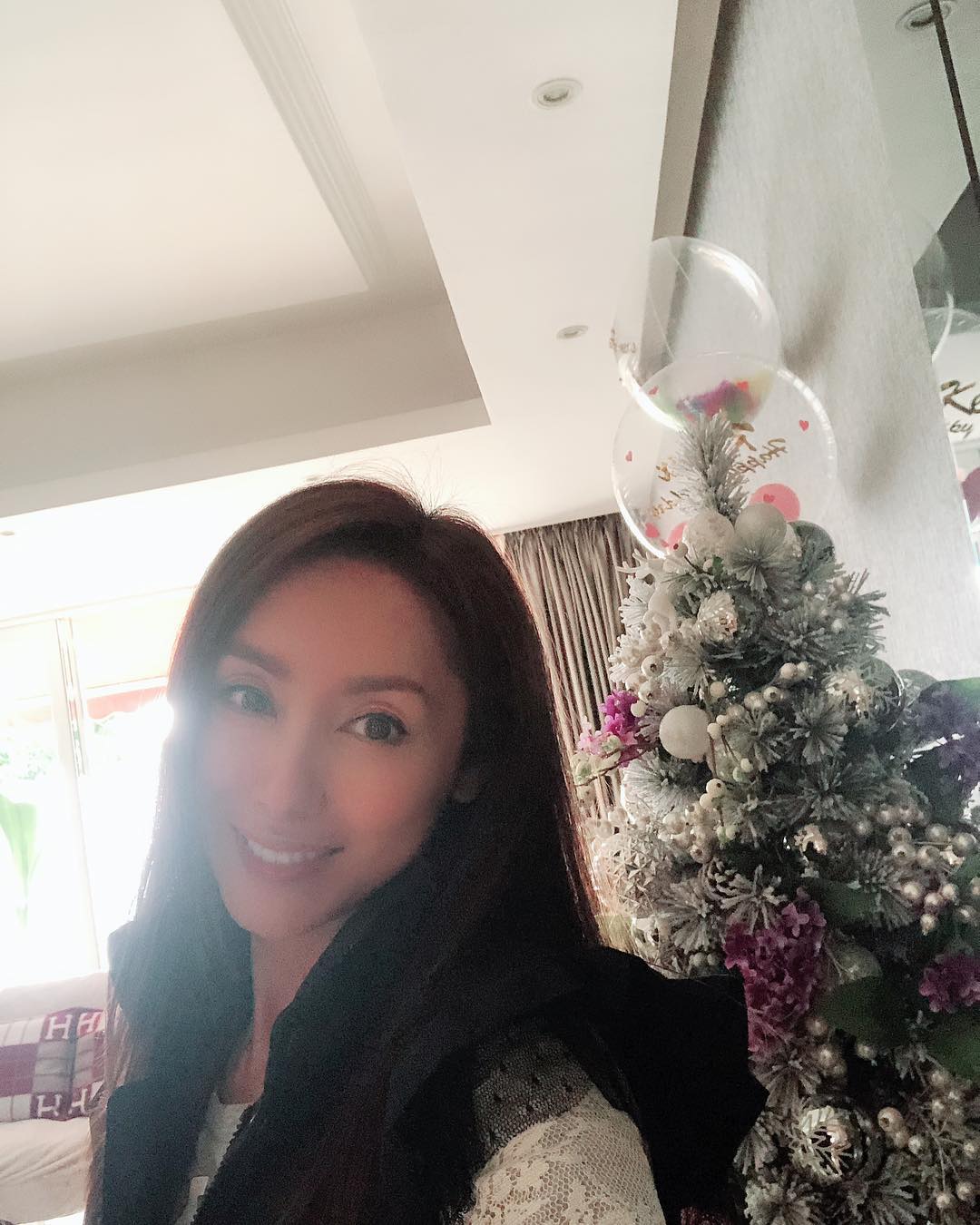 郭可盈有錢出身卻不靠父幹