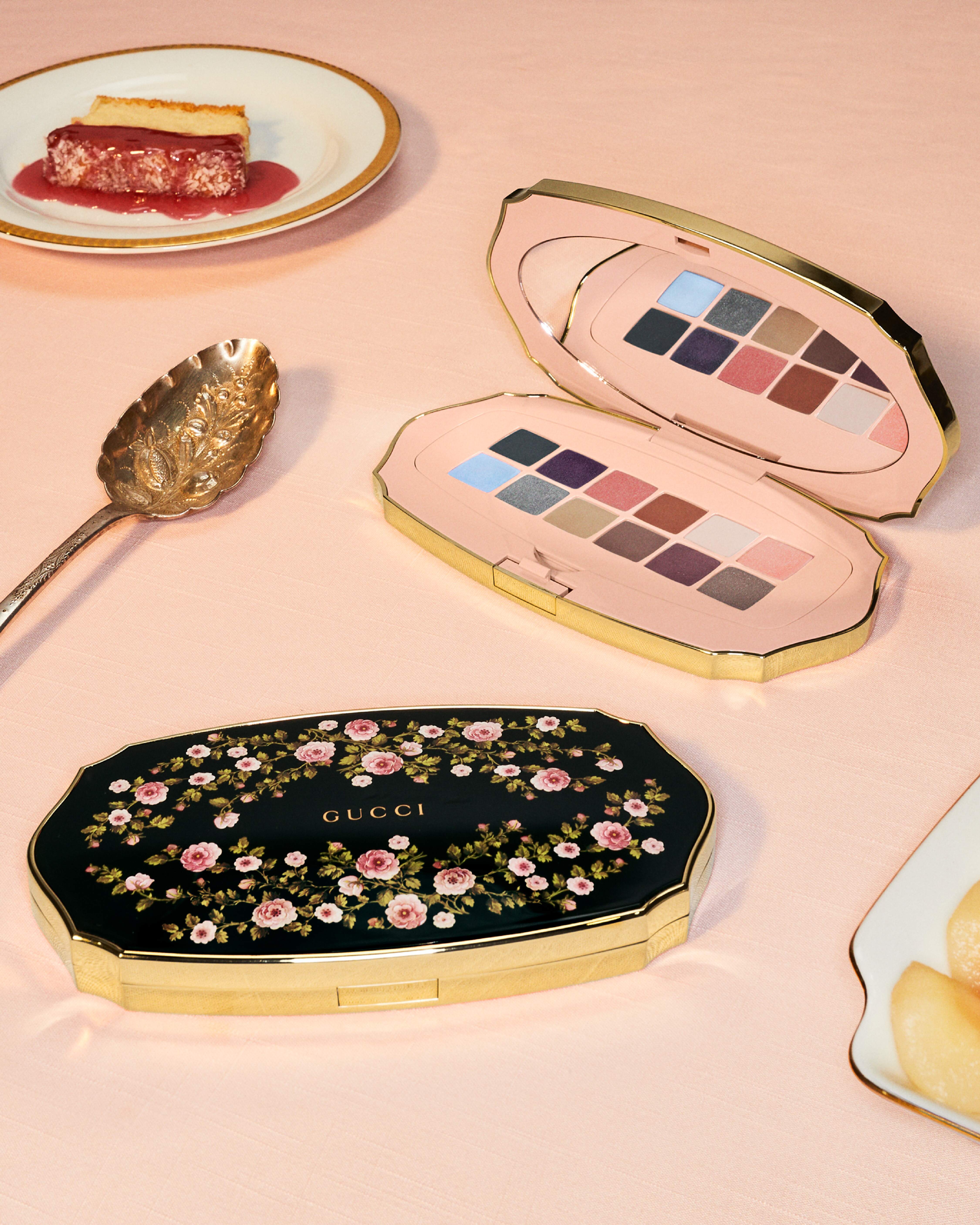 GUCCI Palette Beauté Des Yeux Floral眼影盤 $1,260