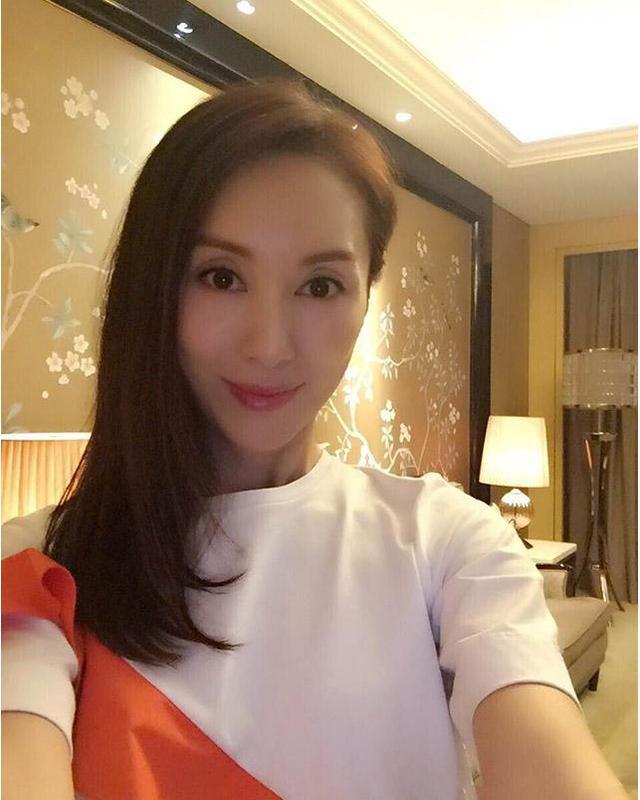 客廳設計十分高尚
