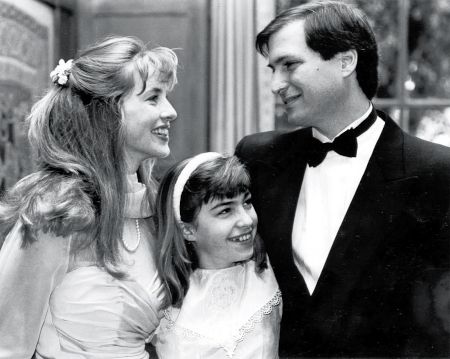 喬布斯與Laurene Powell Jobs的婚禮上，Lisa都有在場。