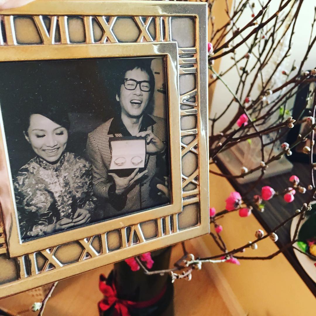 「豹哥」單立文與胡蓓蔚結婚照。