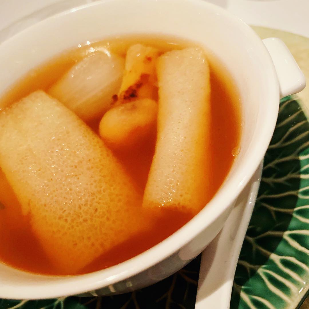 廖碧兒最愛喝花膠湯養顏