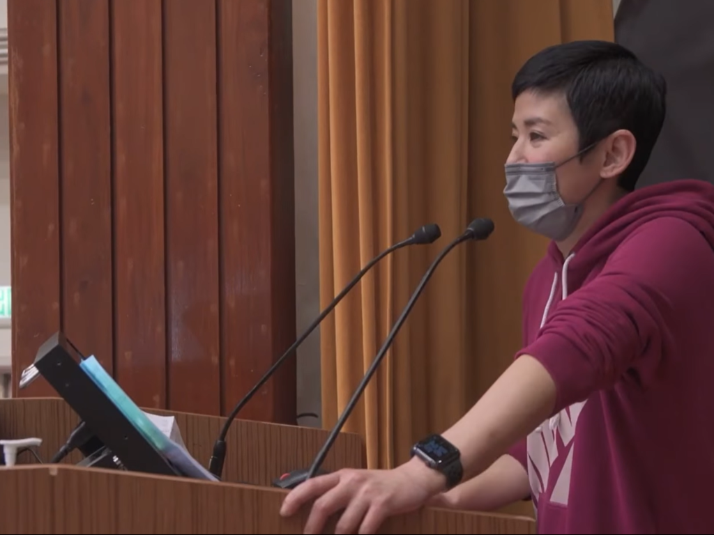 吳君如直言自己當年會考成績幾乎科科「擔梯」輸在起跑線