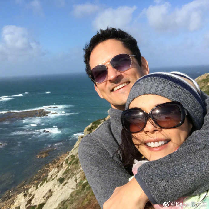 莫文蔚(Karen)與老公Johannes相處非常自在。