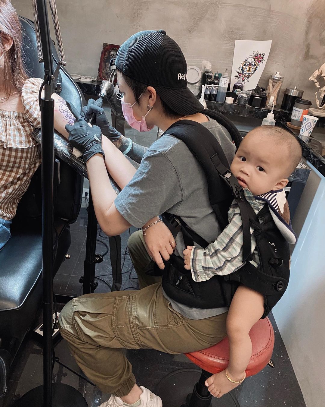安希婷開設紋身店