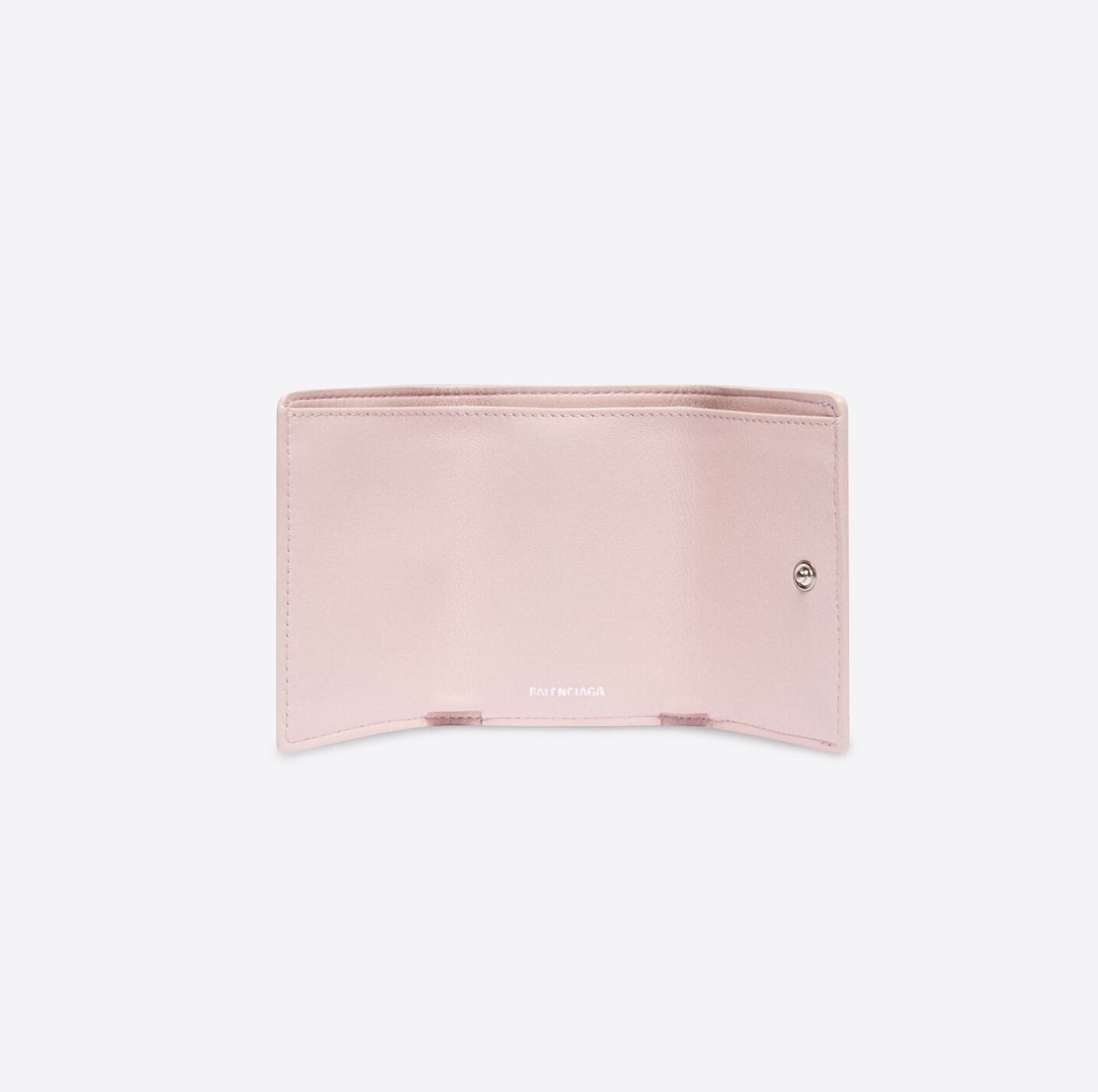 備受潮人熱捧的Balenciaga原來同樣有推出的迷你銀包
