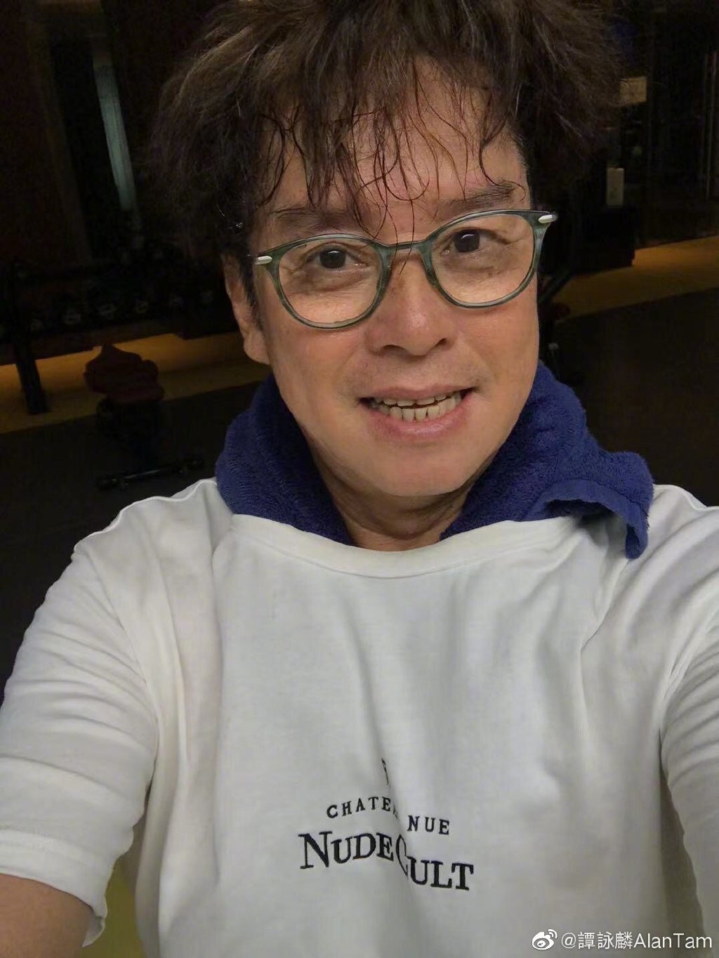 譚詠麟的戲份被刪走。