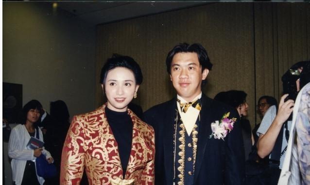 胡家驊在2017年的某個晚上忽然在睡夢中離世