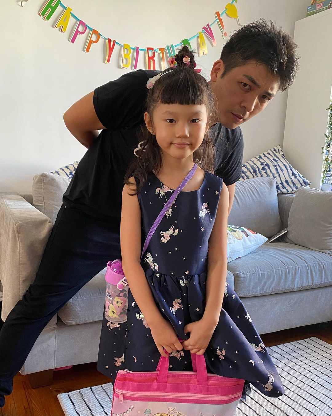 羅孝勇與王丹妮囡囡Affa合照。