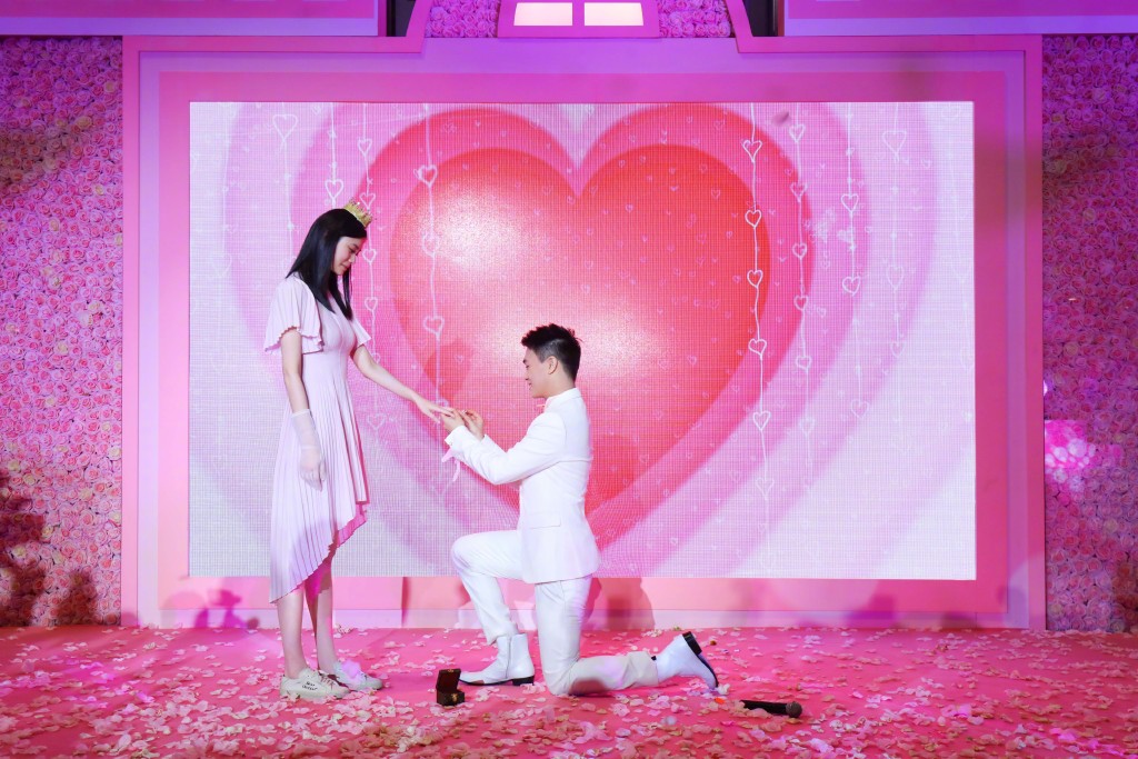 何猷君與奚夢瑤兩年前結婚。