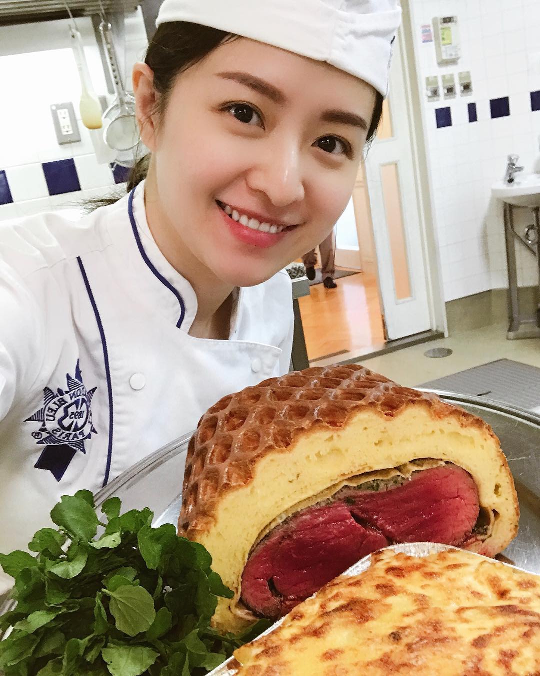 徐淑敏(Suki 現名為徐菁遙)曾到法國學廚。