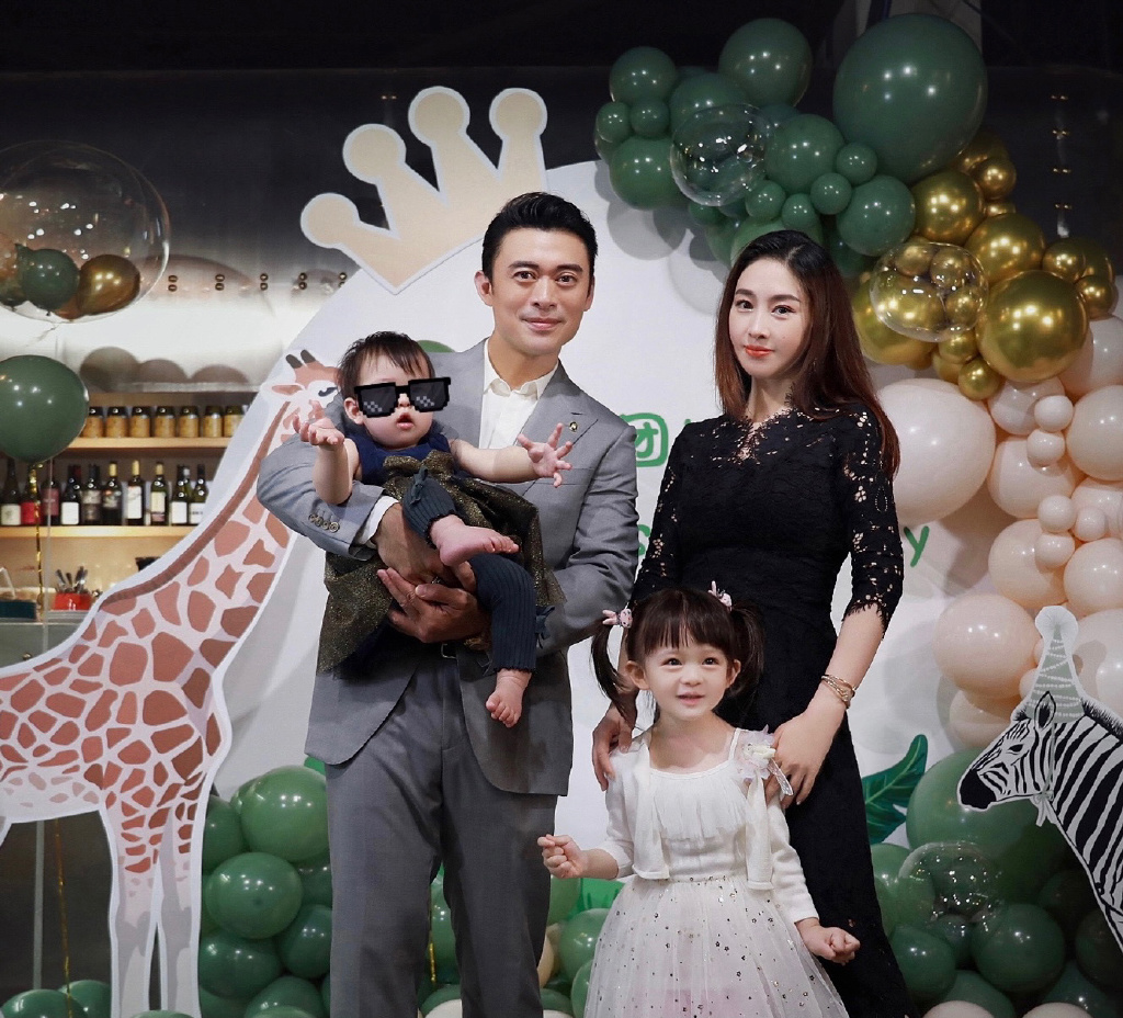 樊少皇現在是顧家好男人。