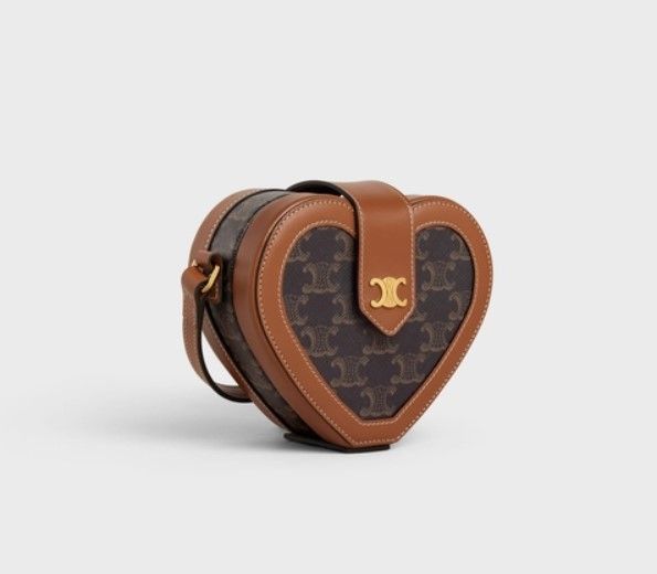 CELINE TRIOMPHE帆布及小牛皮HEART TAMBOUR手袋 HK$19,500