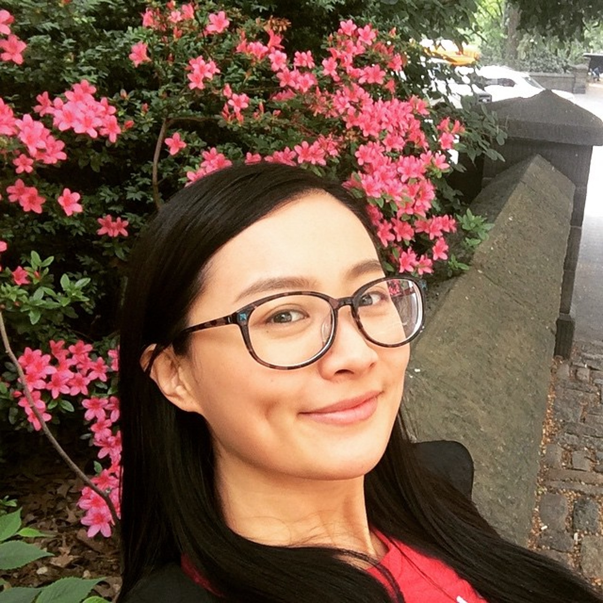 陳法拉多以素顏示人。