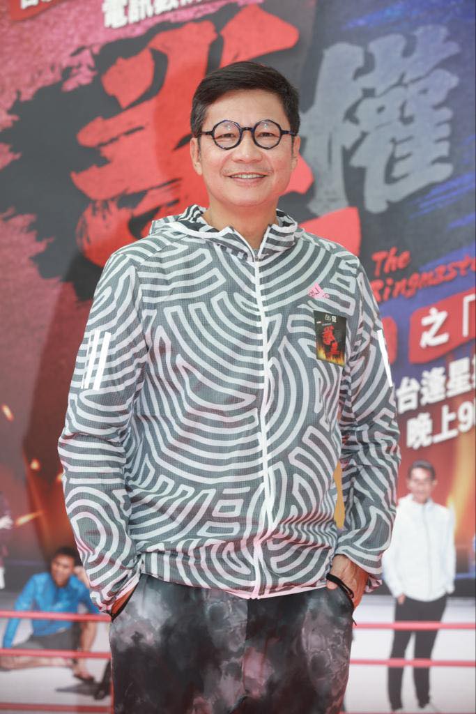 鄭子誠於《拳王》扮演前度念念不忘的「情深男」Woody石在林