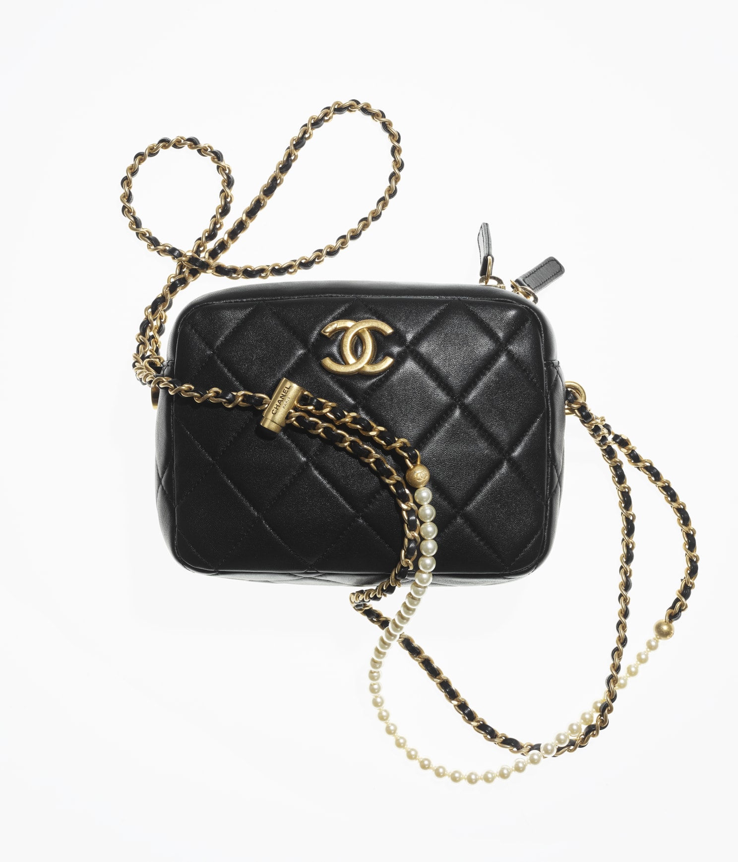 CHANEL迷你相機包 HKD $33,000