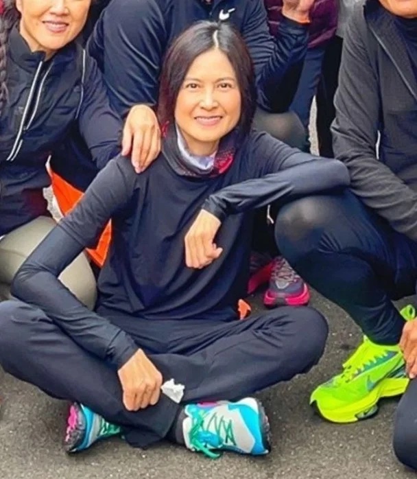 只見素顏上鏡的邵美琪風采依舊,雖然打扮低調但難掩好氣色