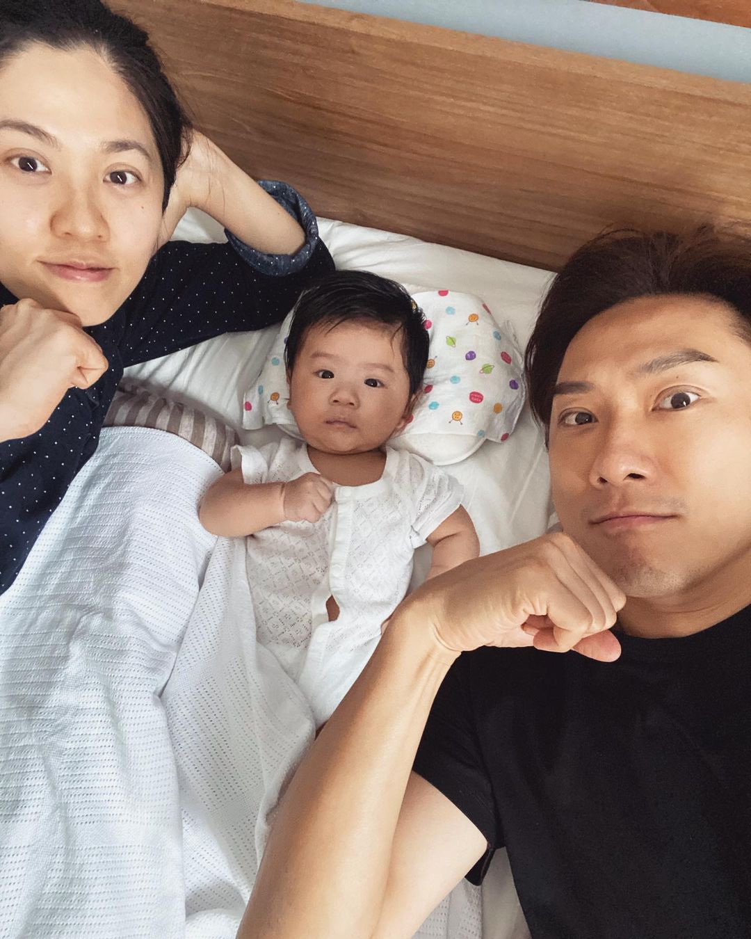 林溥來Patrick Sir與老婆關宛珊及寶貝囝囝合照。