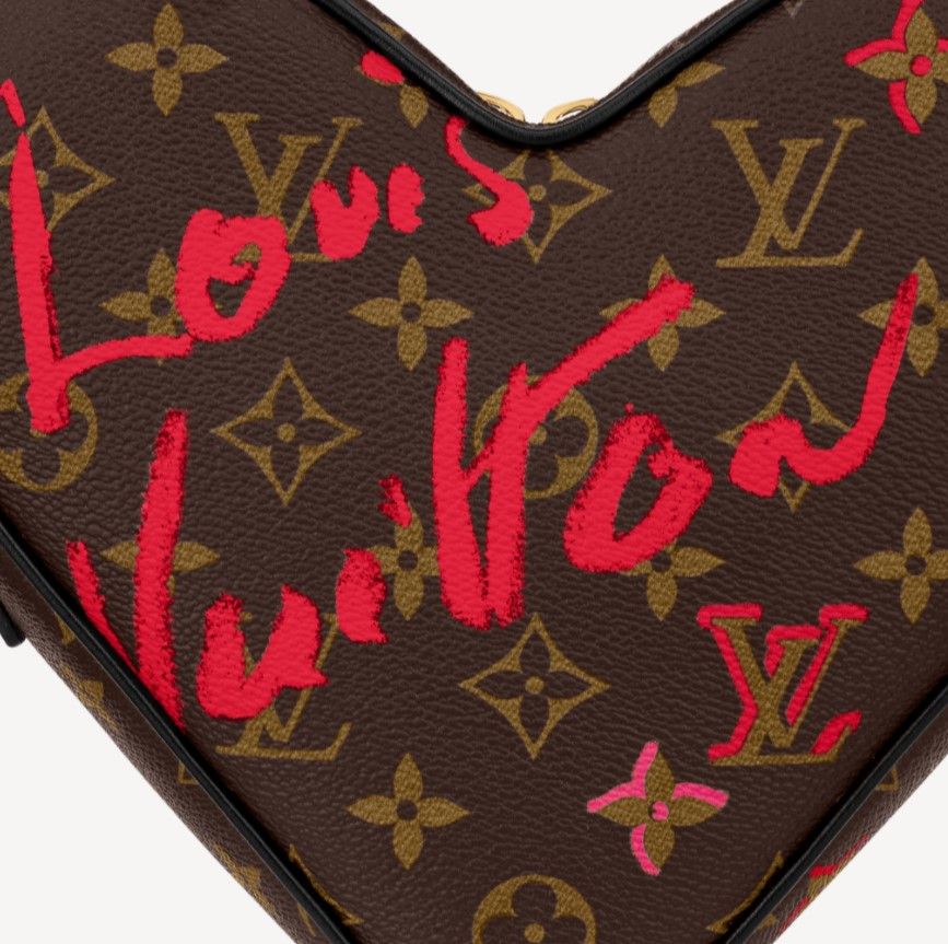 Louis Vuitton 限量系列-SAC CŒUR以Monogram帆布製造。