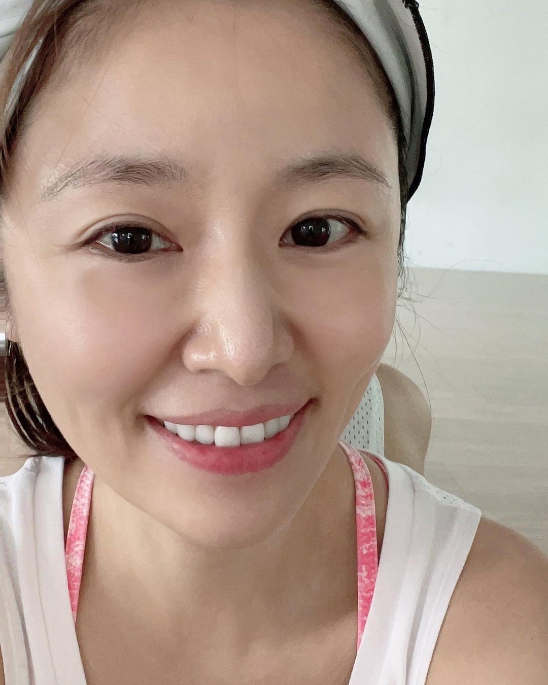 難怪心如經常將素顏照放上IG。