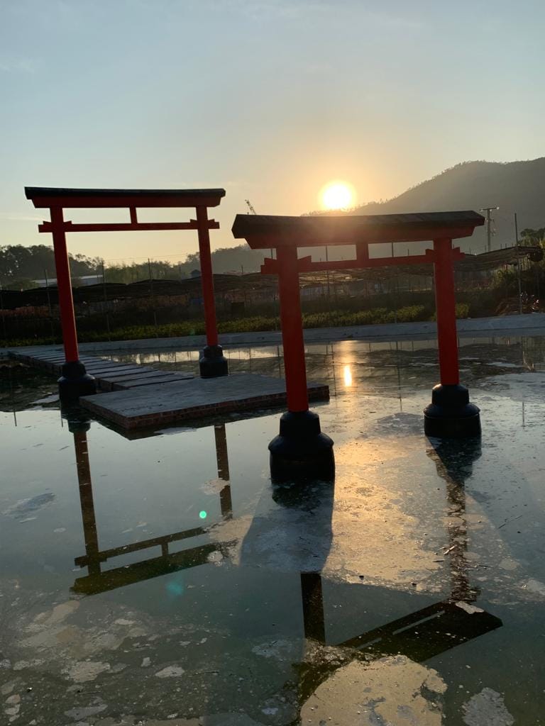 鳥居
