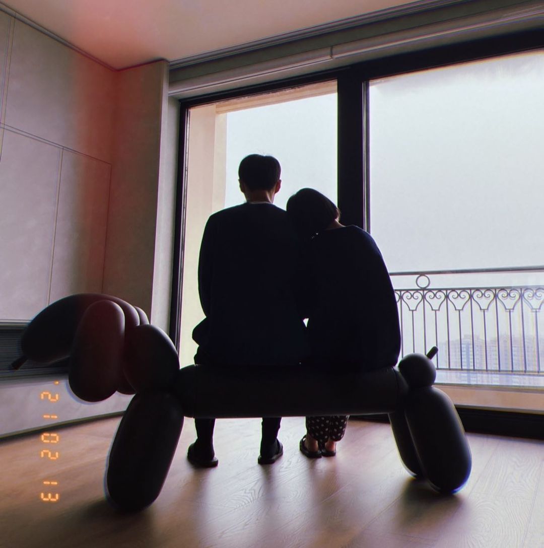 楊丞琳與李榮浩今年新年婚後再會面。