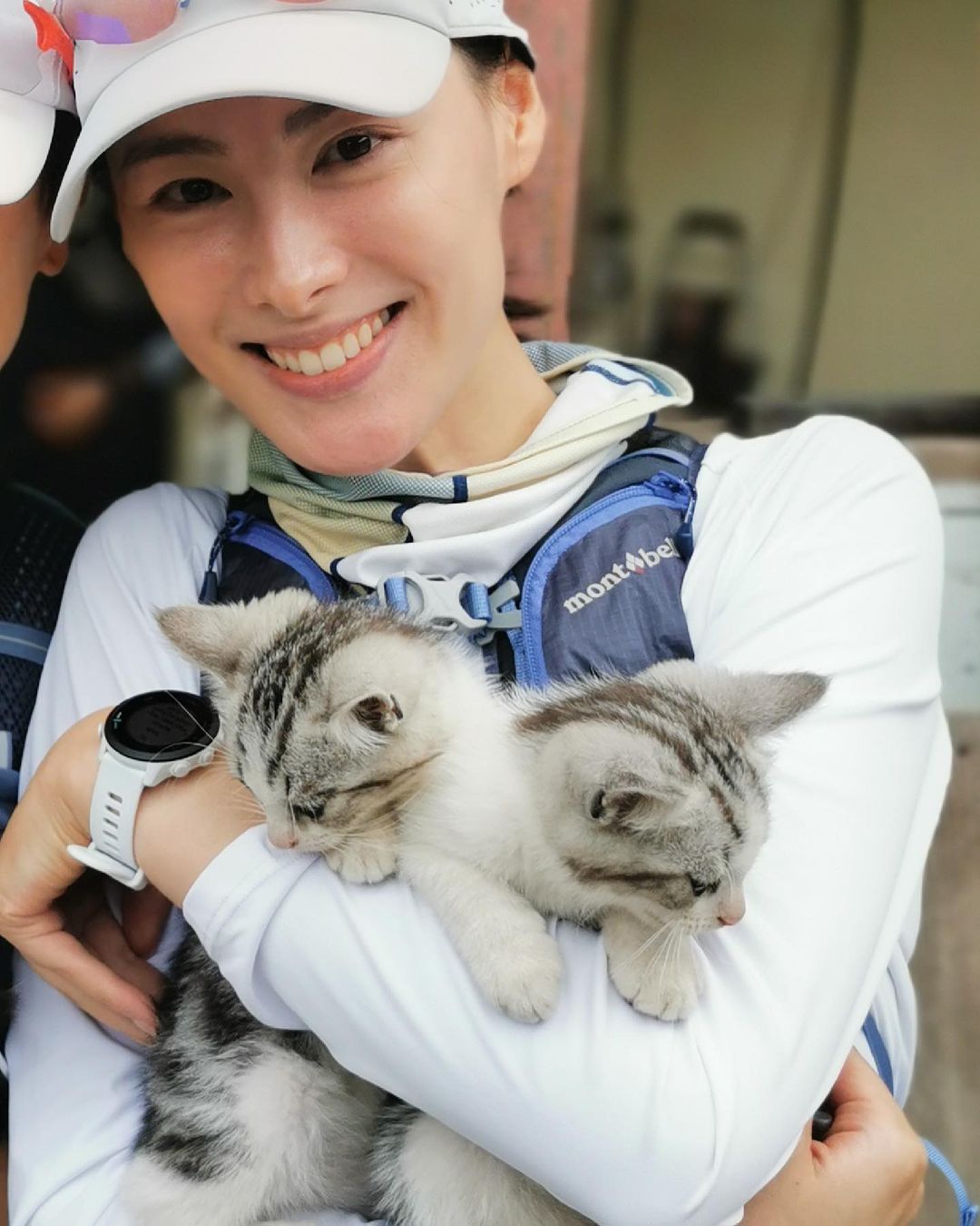Isabella早幾年曾在節目以「我是曾經選擇過,但不後悔的梁洛施」形容自己