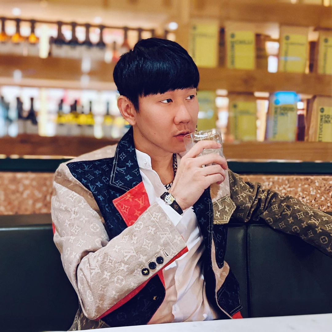 林俊傑曾被指私生活「繽紛」。