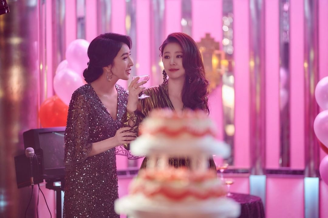 Netflix《華燈初上》女人都是要靠自己。