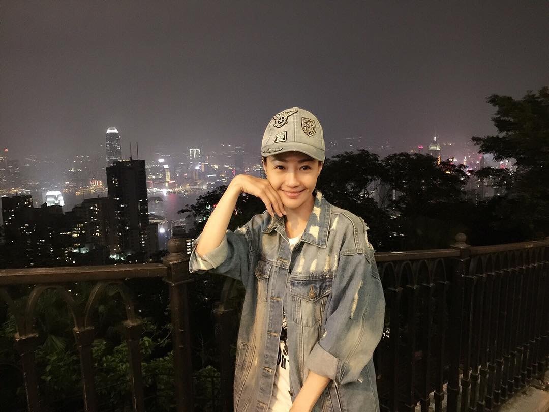 現實生活中的楊玉梅是一位不折不扣的單身貴族