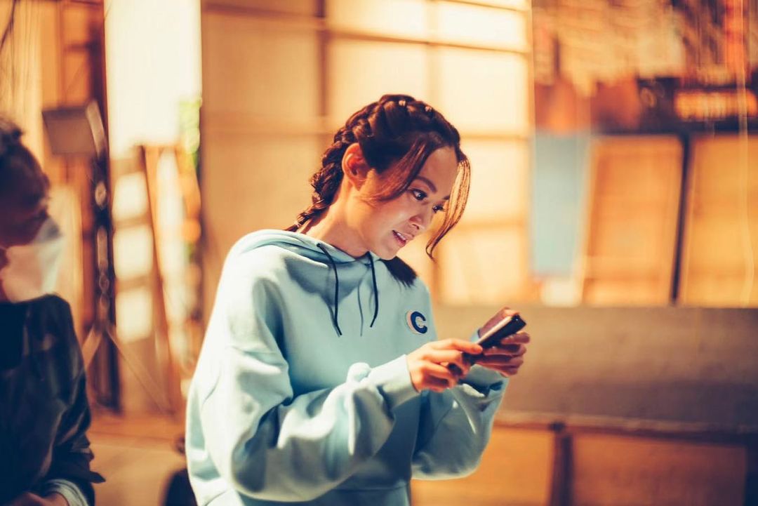 蔡潔外形清純，與Ali有少少相似！