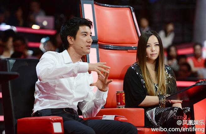 張惠妹當年為展現是王力宏正宮而去戲院堵人。