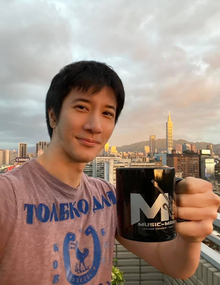 王力宏終於回應李靚蕾的指控,但卻被網民發現聲明錯字連篇,甚至寫錯前妻名字。