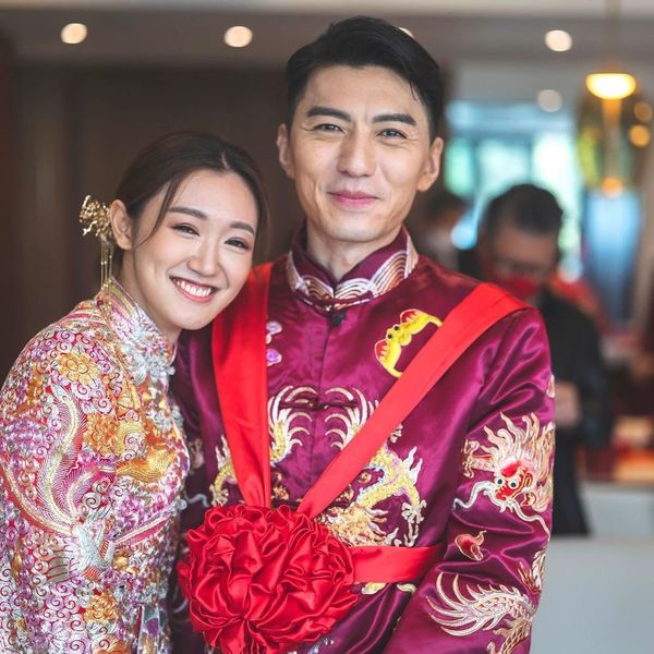 袁偉豪、張寶兒結婚一周年。